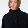Giacca in lana e cashmere dalla linea squadrata, blu oltremare Giacca in lana e cashmere dalla linea squadrata, blu oltremare