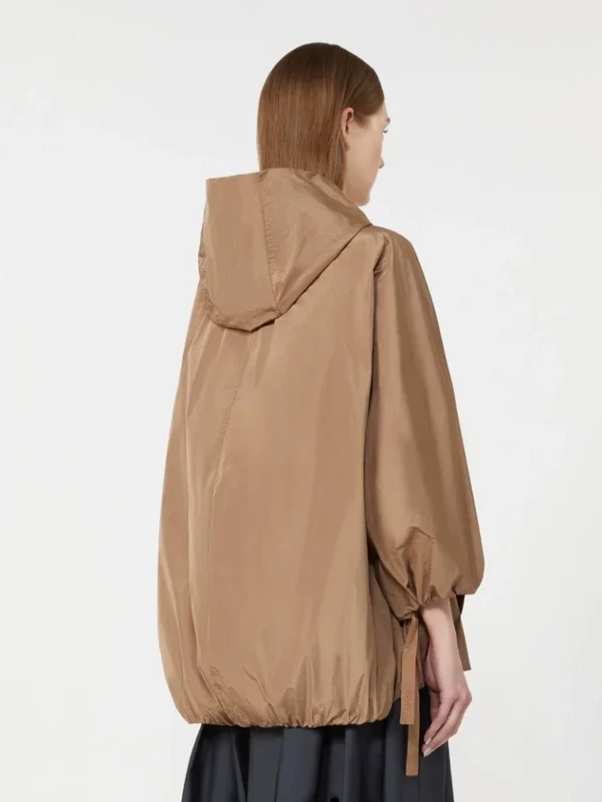 Giacca in taffetà idrorepellente, color cammello