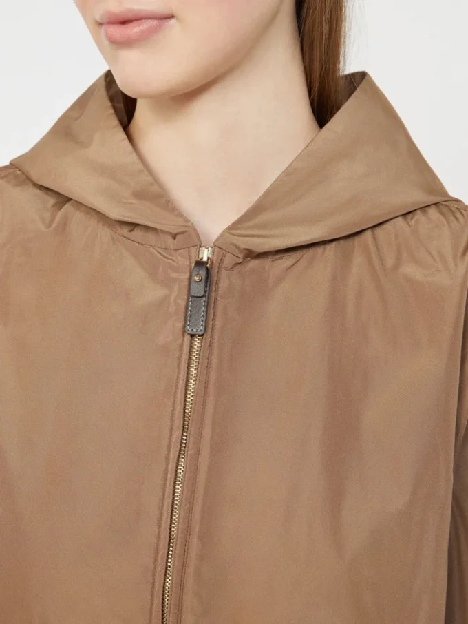 Giacca in taffetà idrorepellente, color cammello