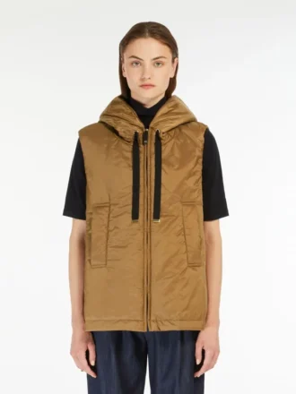 Gilet imbottito idrorepellente con cappuccio, color caramello