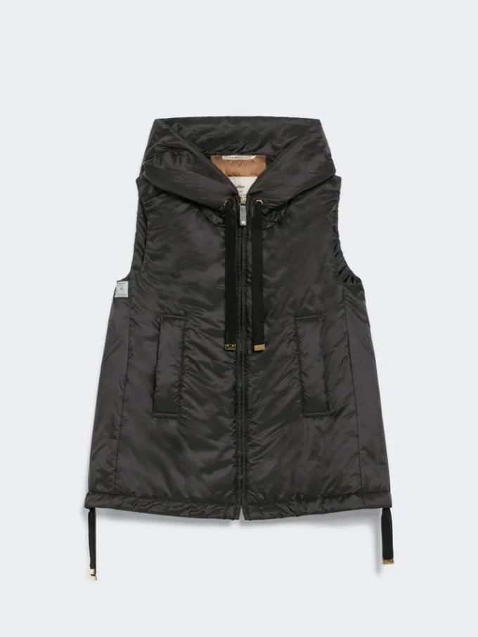 Gilet imbottito idrorepellente con cappuccio, nero Gilet imbottito idrorepellente con cappuccio, nero