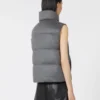 Gilet imbottito idrorepellente in cashmere e tela, grigio medio Gilet imbottito idrorepellente in cashmere e tela, grigio medio