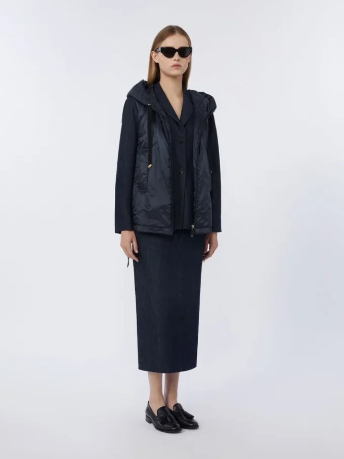 Gilet imbottito in tela idrorepellente con cappuccio, blu notte Gilet imbottito in tela idrorepellente con cappuccio, blu notte