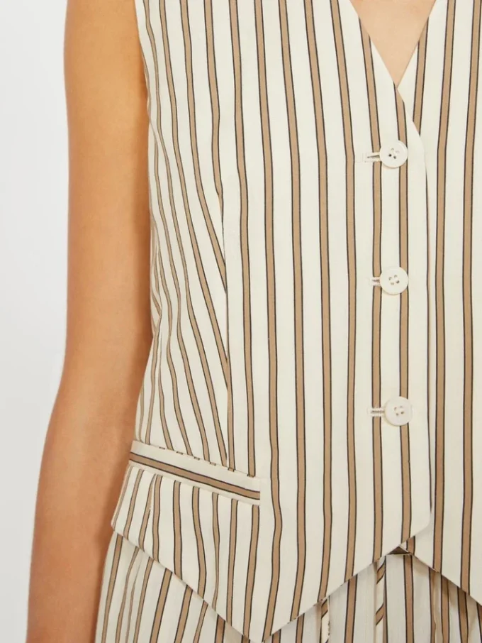 Gilet in tela di cotone e seta a righe, beige Gilet in tela di cotone e seta a righe, beige