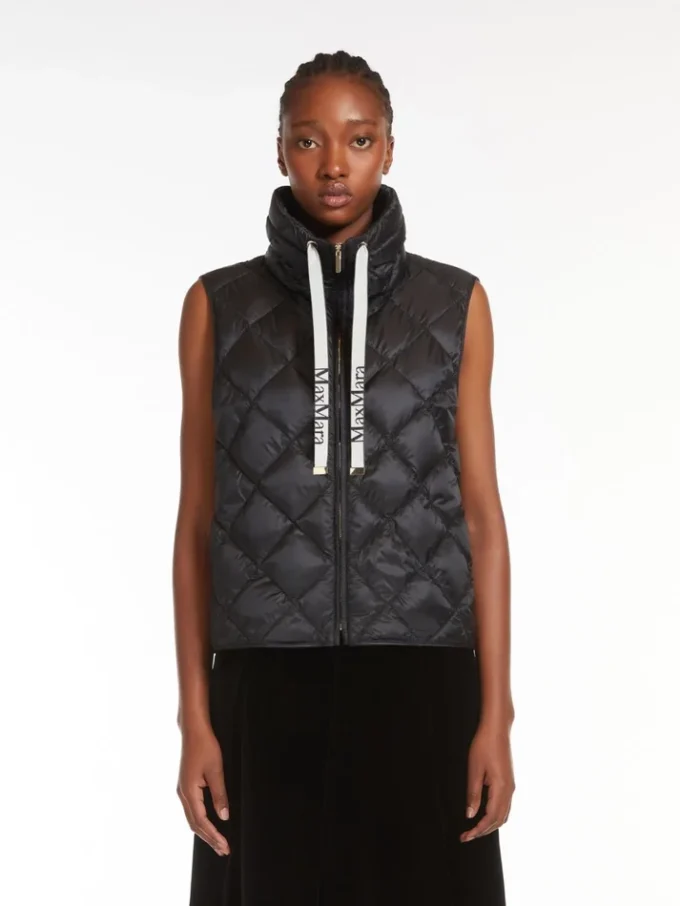 Gilet in tela di nylon idrorepellente, nero Gilet in tela di nylon idrorepellente, nero