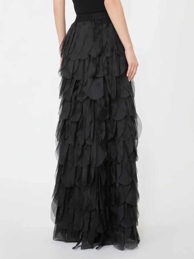 Gonna lunga con petali in organza di seta, nera Gonna lunga con petali in organza di seta, nera