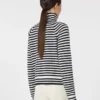 Maglione a collo alto in cashmere a maglia rasata, blu oltremare Maglione a collo alto in cashmere a maglia rasata, blu oltremare