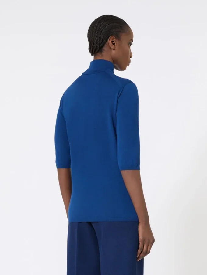 Maglione a collo alto in lana a maglia rasata, blu cina Maglione a collo alto in lana a maglia rasata, blu cina