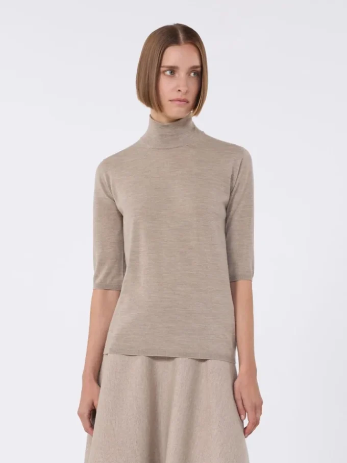 Maglione a collo alto in maglia rasata di lana, marrone Maglione a collo alto in maglia rasata di lana, marrone