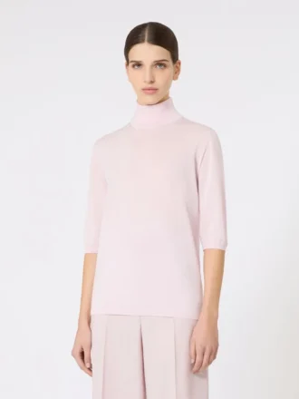 Maglione a collo alto in maglia rasata di lana, rosa