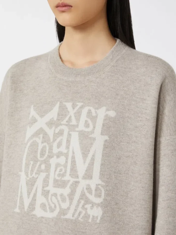 Maglione girocollo in lana e cashmere, beige Maglione girocollo in lana e cashmere, beige