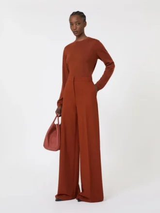 Maglione in filato di cashmere, terra cotta