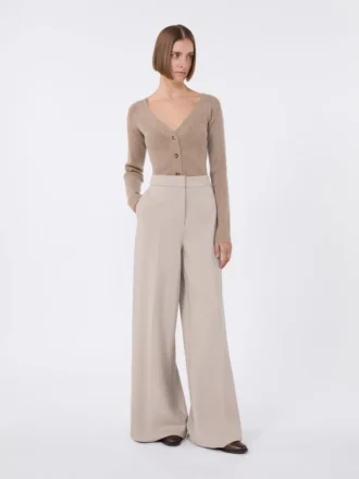 Maglione in lana e cashmere, color sabbia