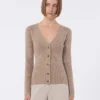 Maglione in lana e cashmere, color sabbia Maglione in lana e cashmere, color sabbia