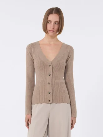 Maglione in lana e cashmere, color sabbia