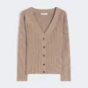 Maglione in lana e cashmere, color sabbia Maglione in lana e cashmere, color sabbia