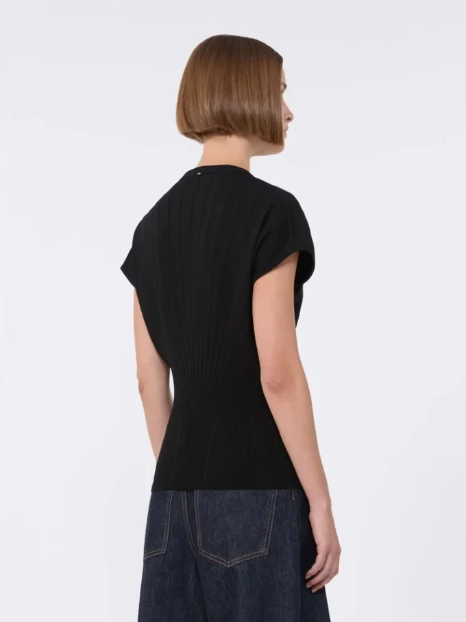 Maglione in viscosa a coste, nero Maglione in viscosa a coste, nero