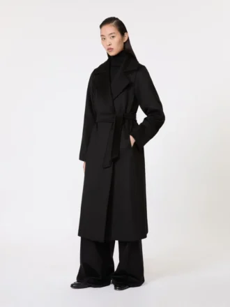 Manuela Coat, nero