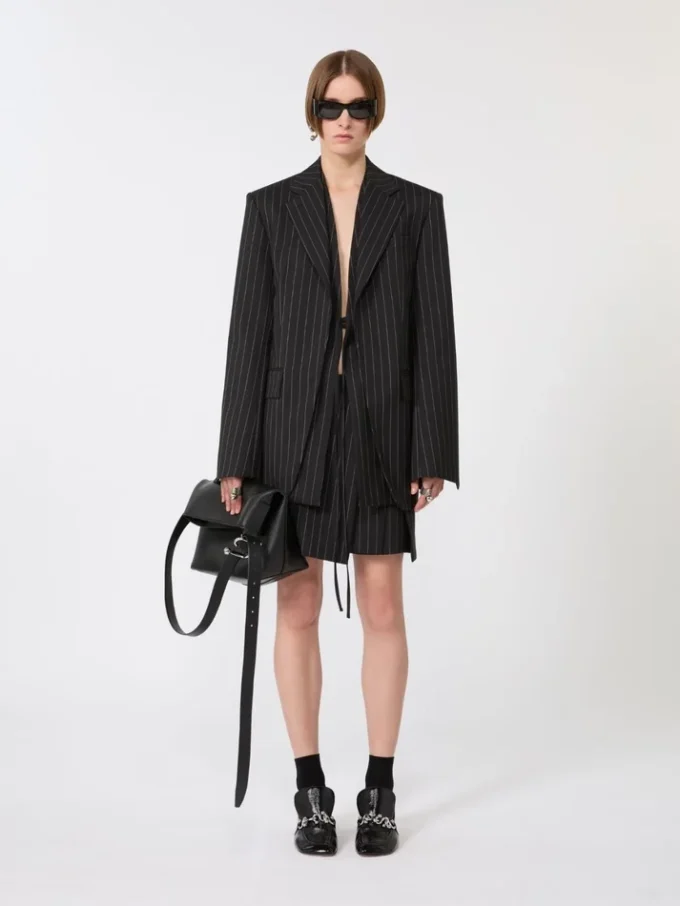 Giacca sartoriale in gabardine gessata, nera Giacca sartoriale in gabardine gessata, nera