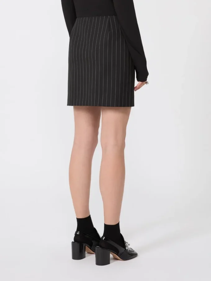 Minigonna in gabardine gessata, nera Minigonna in gabardine gessata, nera