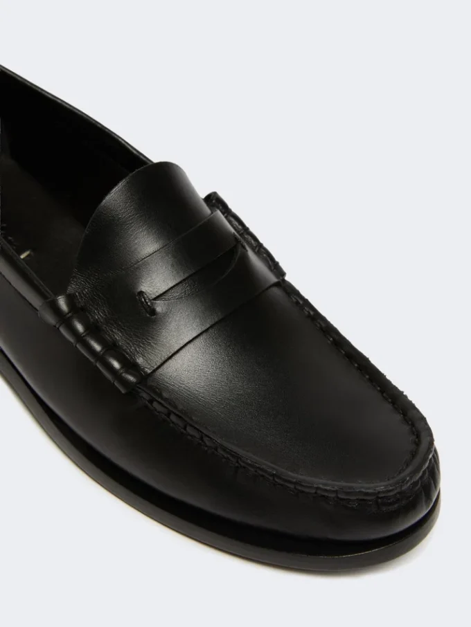 Mocassini classici in pelle, neri