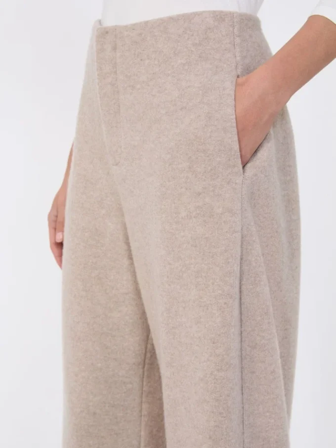 Pantaloni in cashmere e pile di lana, beige Pantaloni in cashmere e pile di lana, beige