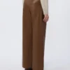 Pantaloni in tessuto spalmato, color tabacco Pantaloni in tessuto spalmato, color tabacco