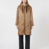 Parka imbottito in tela idrorepellente, color cammello Parka imbottito in tela idrorepellente, color cammello