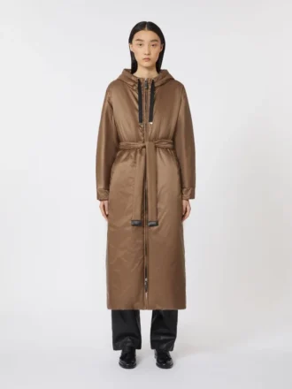 Parka lungo imbottito in tela idrorepellente, color tabacco