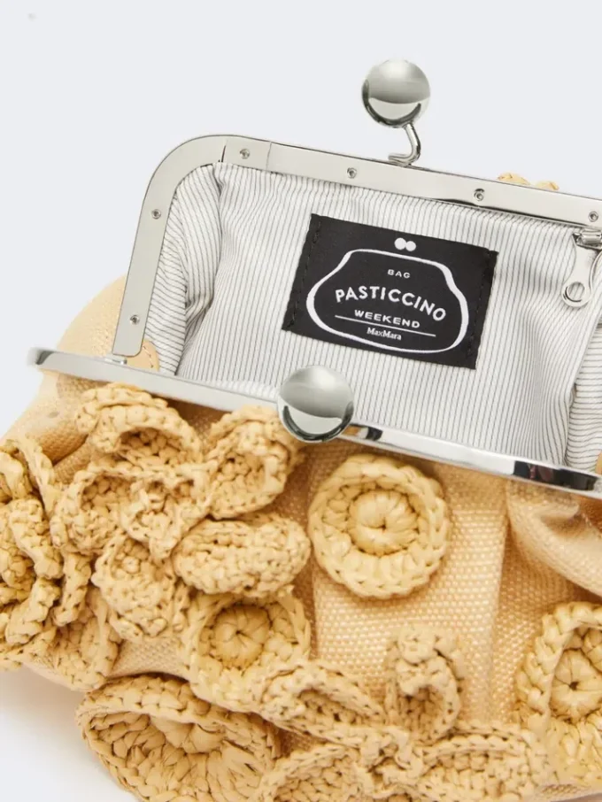 Piccola borsa a forma di pasticcino effetto rafia con fiori, beige Piccola borsa a forma di pasticcino effetto rafia con fiori, beige