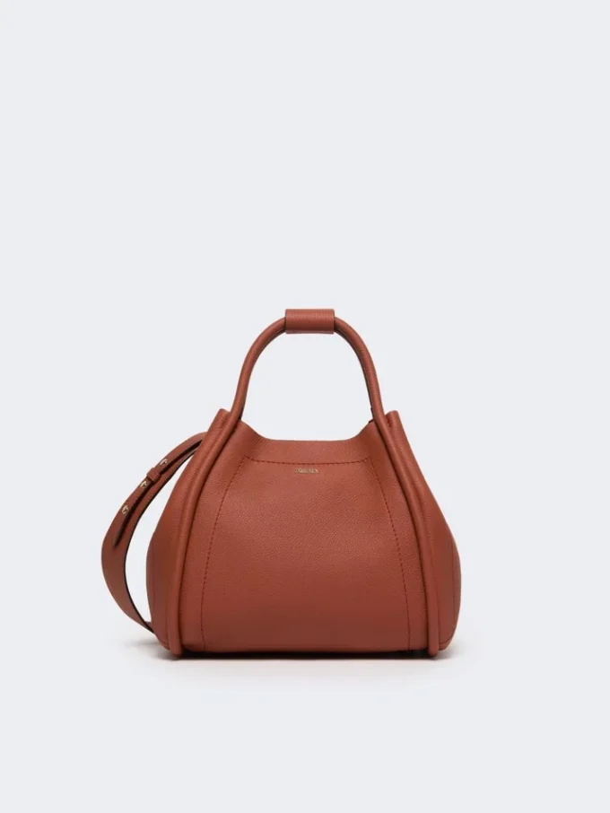 Piccola borsa in pelle stile marinaro, color ruggine Piccola borsa in pelle stile marinaro, color ruggine