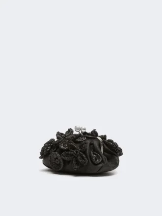 Piccola pochette a forma di pasticcino effetto rafia con fiori, nera