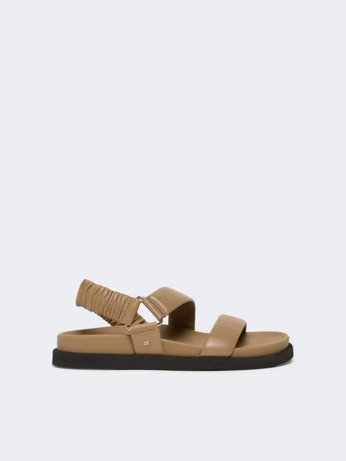 Sandali in pelle, fango Sandali in pelle, fango