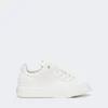 Sneakers in pelle, bianco ottico Sneakers in pelle, bianco ottico