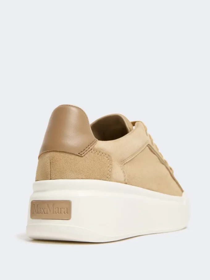 Sneakers in pelle scamosciata, color sabbia Sneakers in pelle scamosciata, color sabbia
