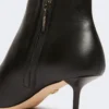Stivaletti in pelle con zip, neri Stivaletti in pelle con zip, neri