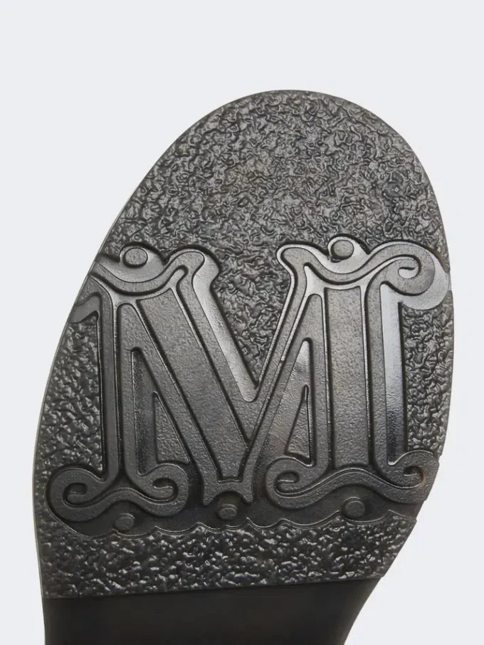 Stivali militari in pelle, neri Stivali militari in pelle, neri