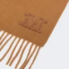 Stola in cashmere con ricamo monogramma, color tabacco Stola in cashmere con ricamo monogramma, color tabacco