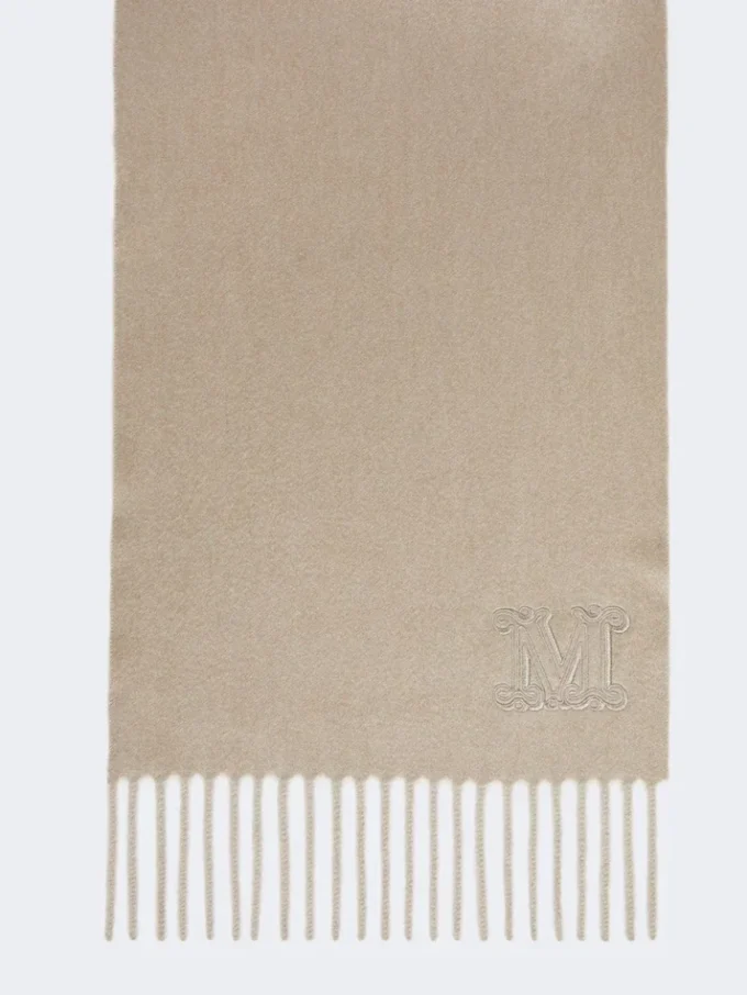 Stola in puro cashmere con dettaglio monogramma, sabbia Stola in puro cashmere con dettaglio monogramma, sabbia