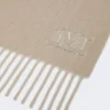 Stola in puro cashmere con dettaglio monogramma, sabbia Stola in puro cashmere con dettaglio monogramma, sabbia