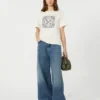 T-shirt in cotone con stampa e ricami, bianca T-shirt in cotone con stampa e ricami, bianca