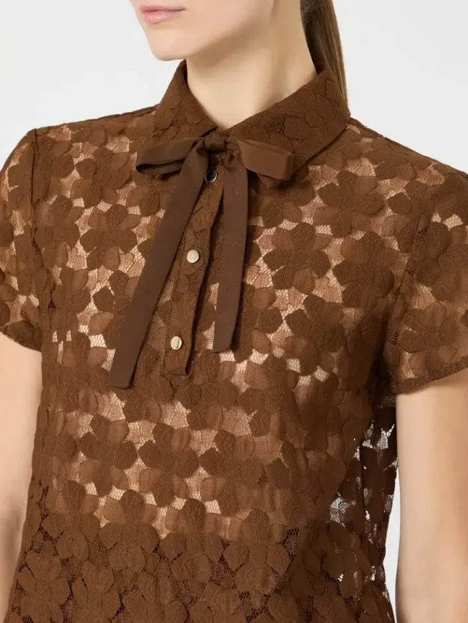 T-shirt in pizzo, color cioccolato