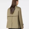 Trench corto in gabardine idrorepellente, color fango