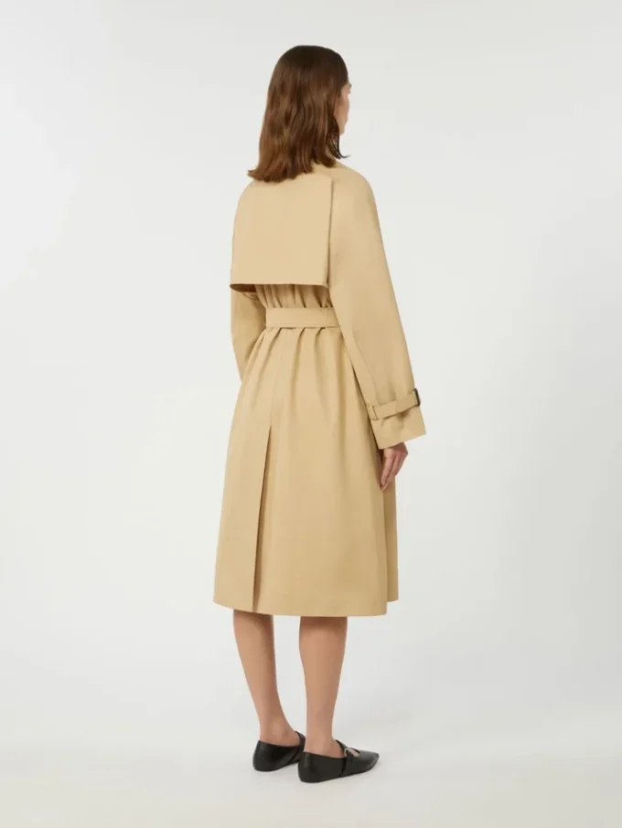 Trench reversibile in gabardine idrorepellente, beige Trench reversibile in gabardine idrorepellente, beige